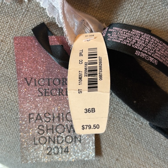 Victorias Secret Bra ✨ - Picture 7 of 8